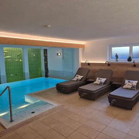 Adler Hotel-pension Hotell 3*