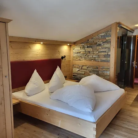 Adler Hotel-pension Hotell