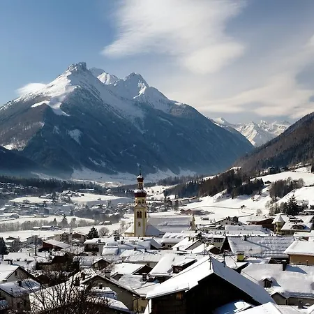 Adler Hotel-pension 3*