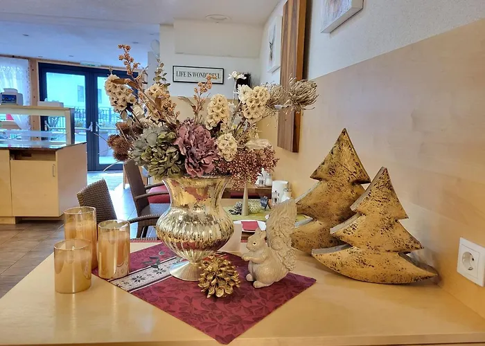 Adler Hotel-pension 3*