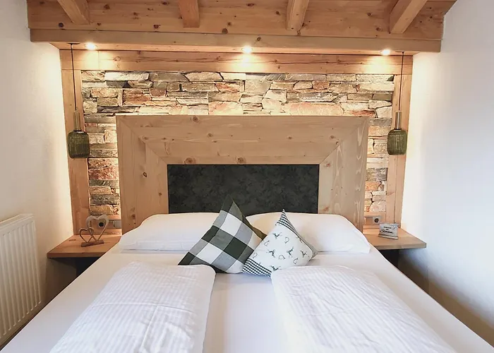 호텔 Adler Hotel-pension 플메스