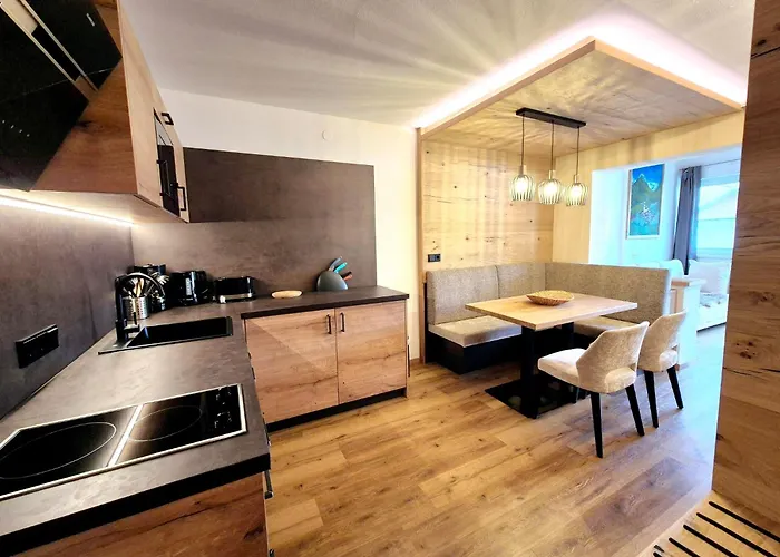 Adler Hotel-pension 호텔