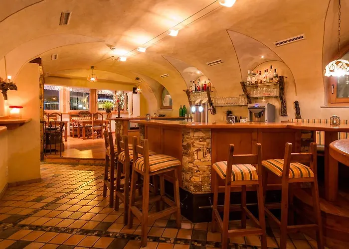 Adler Hotel-pension 호텔