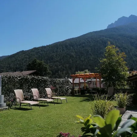 Adler Hotel-pension فندق فلبمس