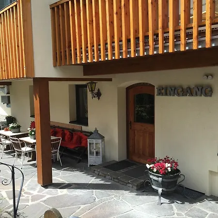 Adler Hotel-pension فندق 3*